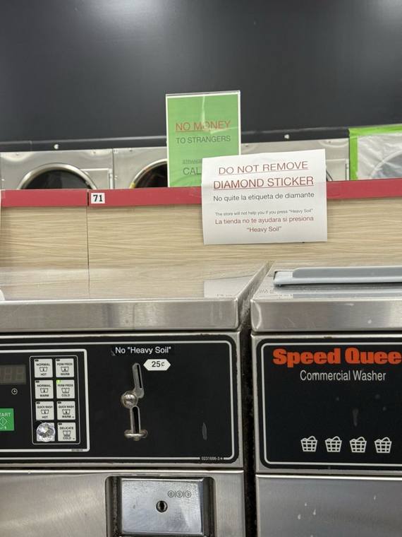 Big Laundry — self-service washers and dryers at 4718 N Kimball Ave in Albany Park, Chicago
