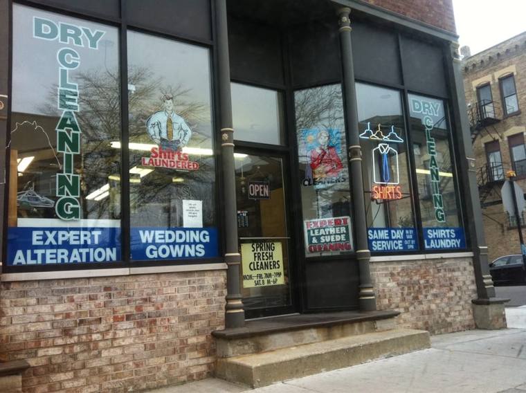 Spring Fresh Cleaners — attended drop-off laundry counter at 525 W 31st St in Bridgeport, Chicago