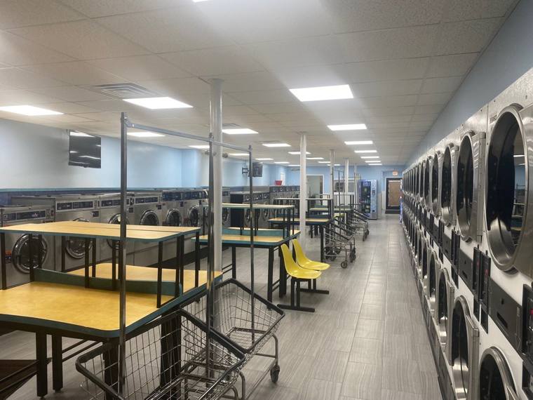 The Suds Factory — self-service washers and dryers at 3546 S Halsted St in Bridgeport, Chicago