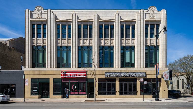Pose Cleaners — attended drop-off laundry counter at 6108 W Gunnison St in Jefferson Park, Chicago