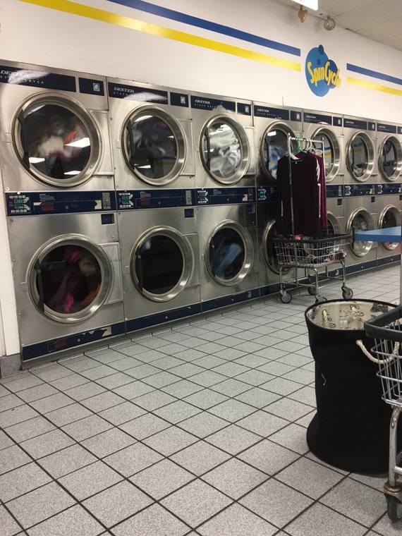 Spincycle Coin Laundry — self-service washers and dryers at 3411 N Broadway in Lakeview, Chicago