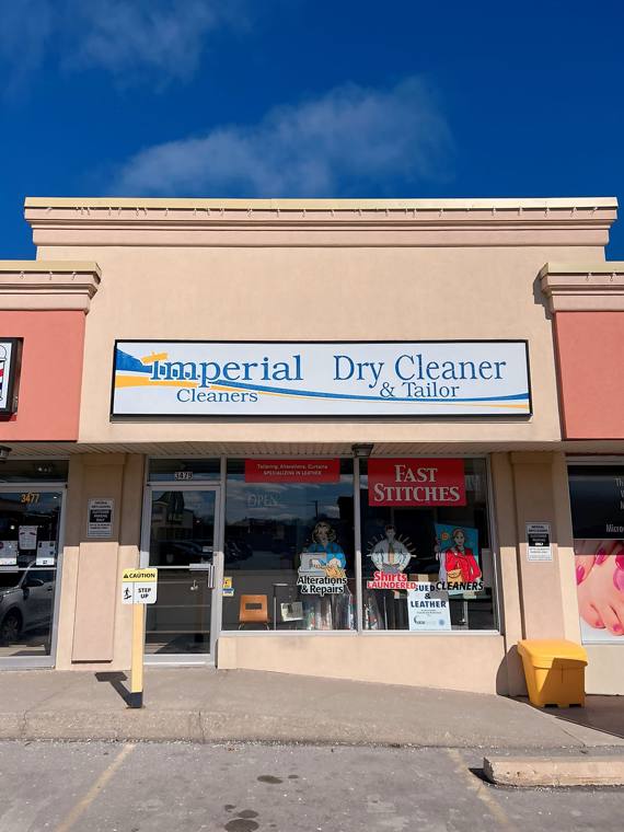 Imperial Cleaners II — attended drop-off laundry counter at 2230 N Lincoln Ave in Lincoln Park, Chicago