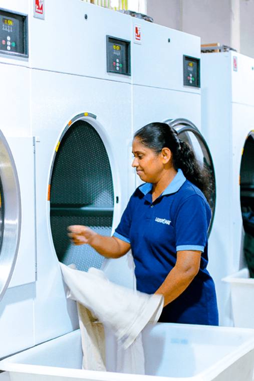 Little Bit Cleaner — attended drop-off laundry counter at 2457 N Clark St in Lincoln Park, Chicago
