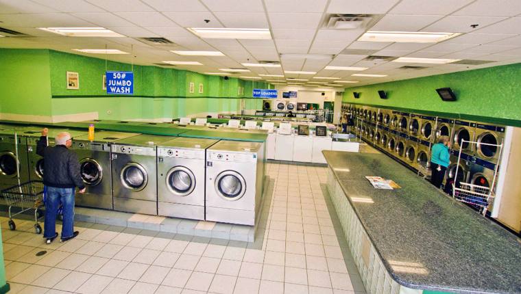 Riverpoint Laundry Service & Coin Laundromat — self-service washers and dryers at 1730 W Fullerton Ave Unit 29 in Lincoln Park, Chicago