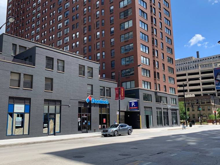 Coin Mach — self-service washers and dryers at 320 W Illinois St in Near North Side, Chicago