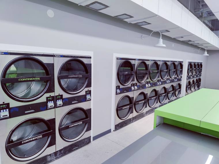 Circle Cleaners 2 — attended drop-off laundry counter at 737 W Washington Blvd in West Loop, Chicago