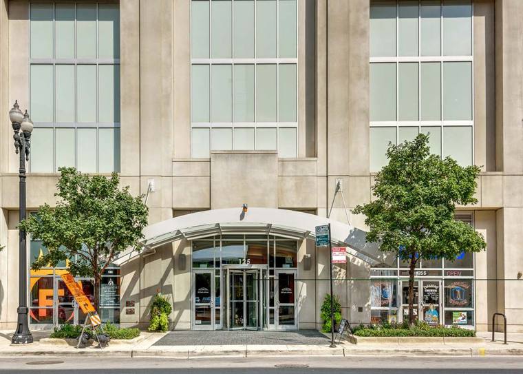 Paramount Cleaners — attended drop-off laundry counter at 125 S Jefferson St in West Loop, Chicago