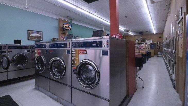 Chicago Family Cleaners — attended drop-off laundry counter at 6252 N California Ave in West Ridge, Chicago