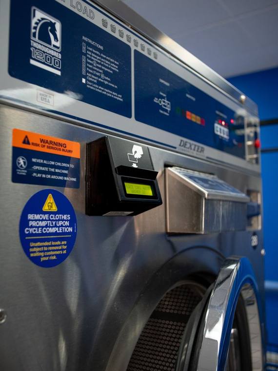 TapWash Laundry — self-service washers and dryers at 7067 N Western Ave in West Ridge, Chicago